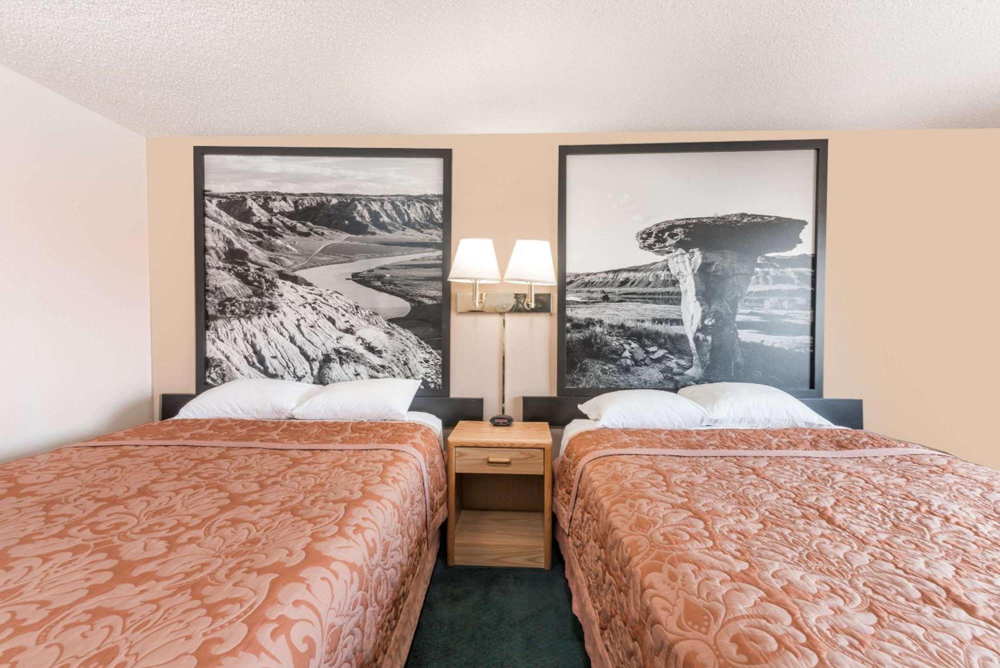 Super 8 By Wyndham Glendive Hotell Eksteriør bilde